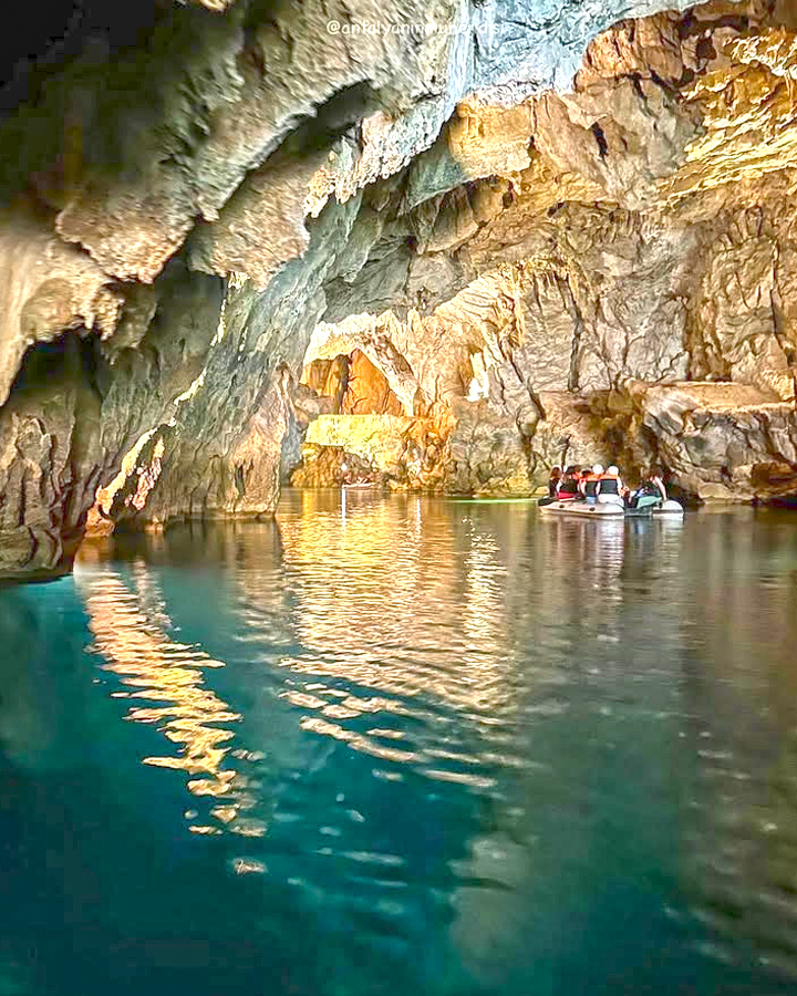 Golden Cradle cave