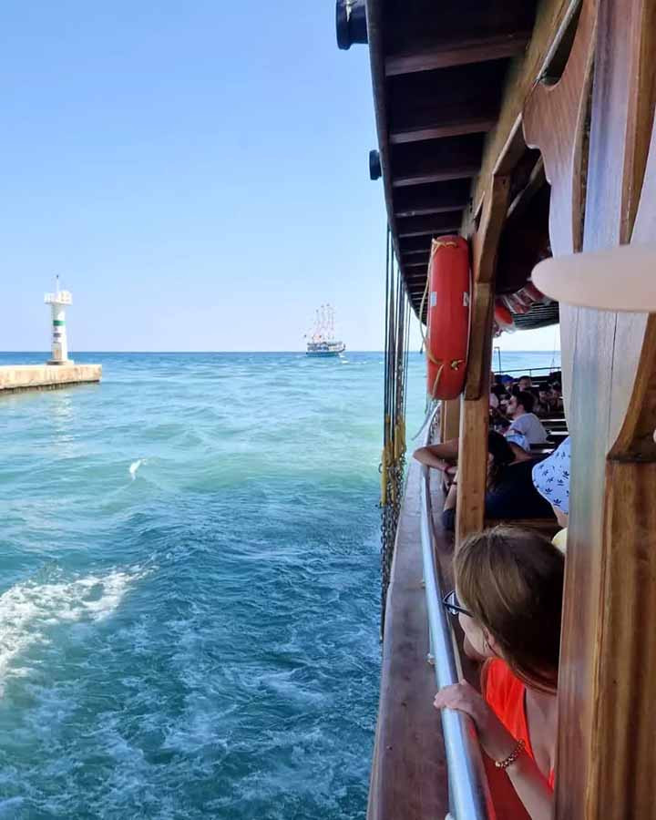 Gundogdu Affordable Dolphin Island Cruise