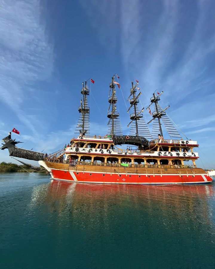 Kizilagac Pirate Boat and Swimming Tour