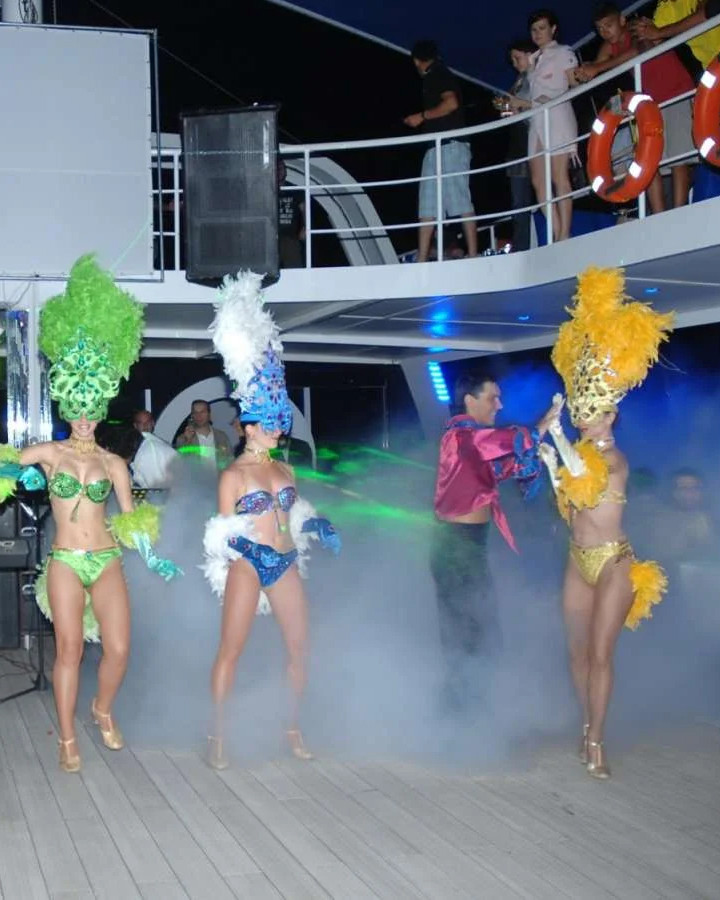 Kumkoy Night Boat Foam Party